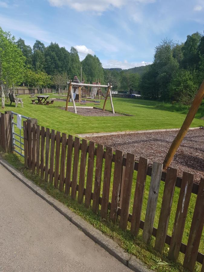Loch Ness And Highlands Holiday Home Bearnock Eksteriør bilde